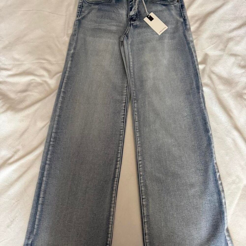 NEW Pine and Grain Women's Blue Jeans